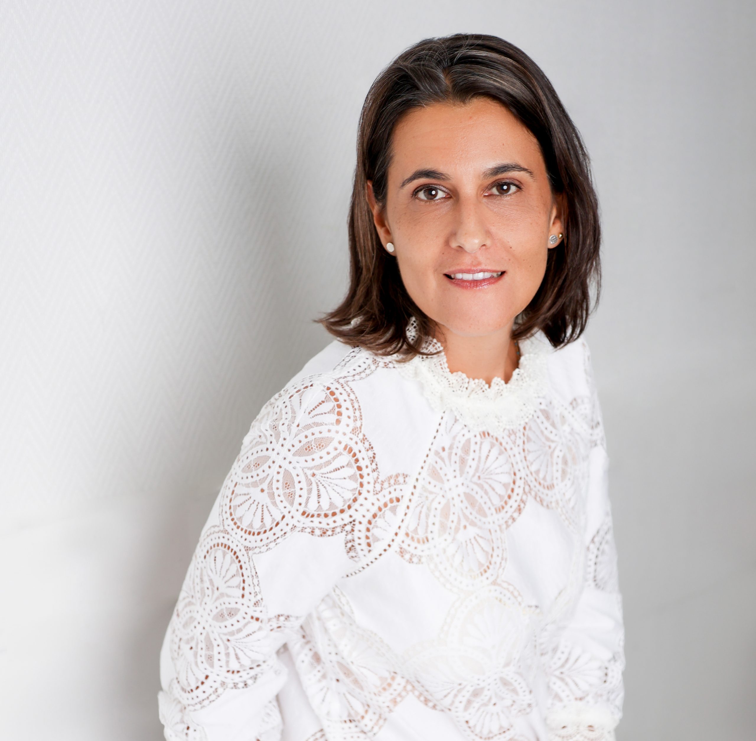 2022 Isabelle Merly corporate avocat - Genevieve Motsch Portraitiste (1 sur 2)